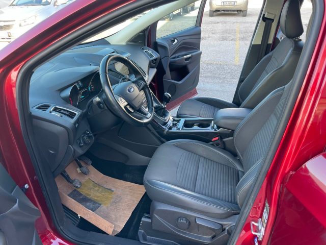Ford Kuga 2.0 TDCI 150 CV S&S 4WD Titanium usato a MONDOLFO