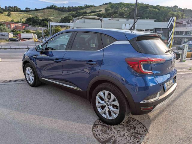 Renault Captur Full Hybrid E-Tech 145 CV Intens - foto 4 di 4