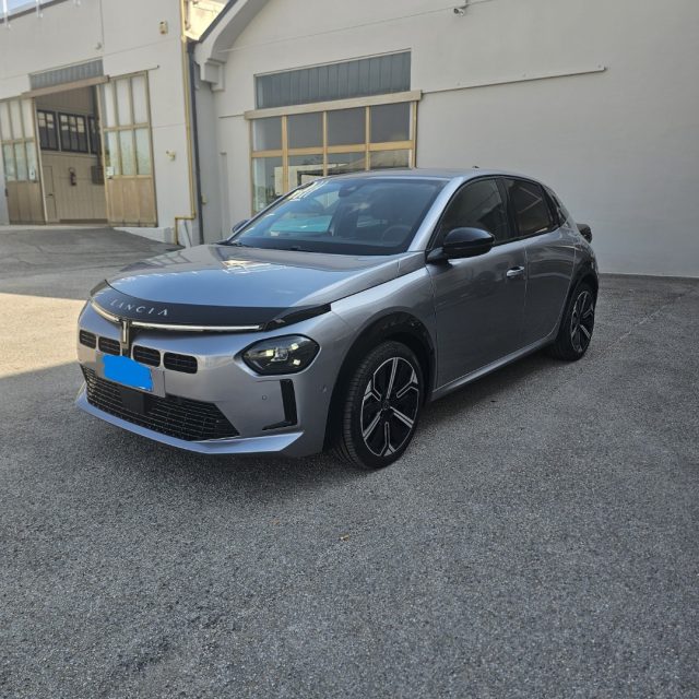 Lancia Ypsilon Hybrid e-DCT LX usato a MONDOLFO