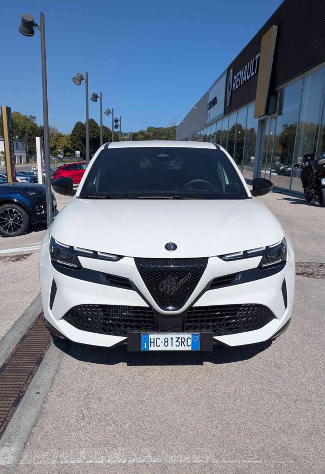 Alfa Romeo Junior Ibrida 1.2 145CV Hybrid eDCT6 ibrida Ti - foto 4 di 4
