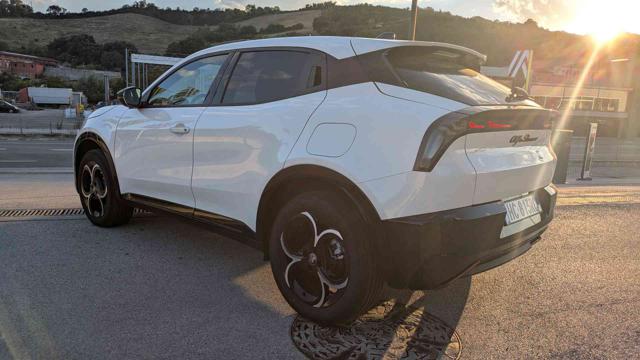Alfa Romeo Junior Ibrida 1.2 145CV Hybrid eDCT6 ibrida Ti - foto 4 di 4