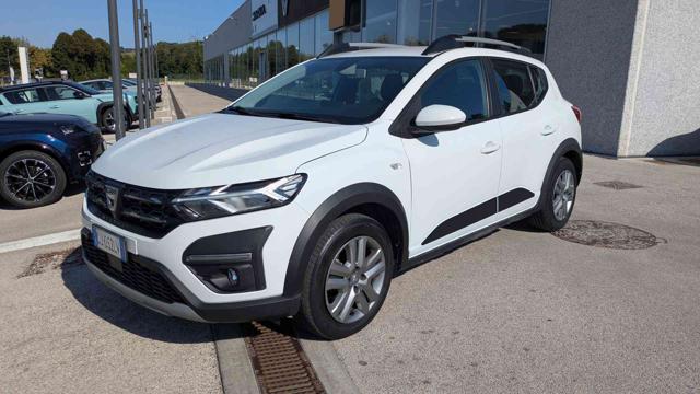 Dacia Sandero Stepway 1.0 TCe ECO-G Comfort - foto 2 di 12