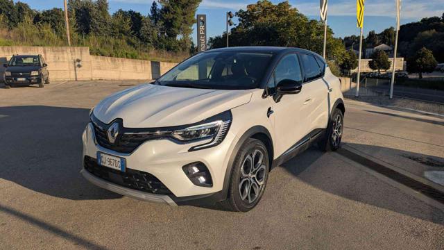 Renault Captur TCe 100 CV GPL FAP Intens - foto 4 di 4