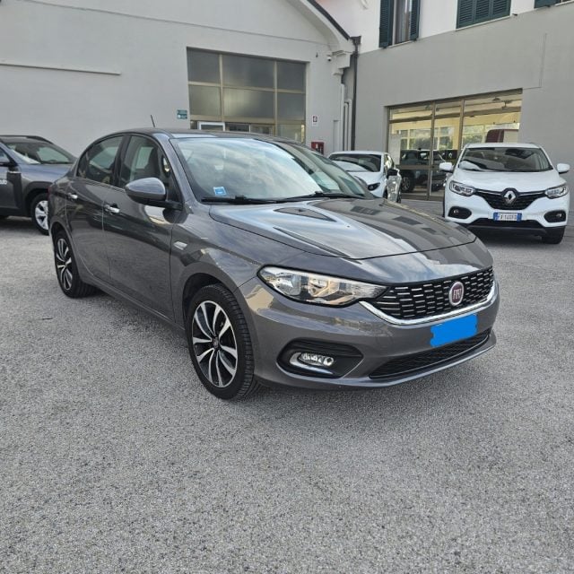 Fiat Tipo 1.6 Mjt 4 porte Lounge, del 2016, 109.000 km, in vendita a Mondolfo (PU)