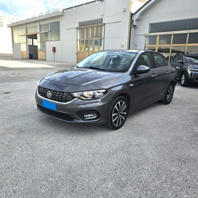 Fiat Tipo 1.6 Mjt 4 porte Lounge - foto 2 di 4
