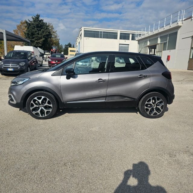 Renault Captur dCi 8V 90 CV Start&Stop Energy Intens - foto 2 di 4