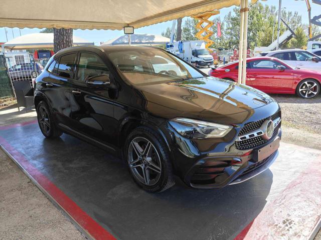 Mercedes-Benz GLA 200 d Auto AMG Premium INT. ROSSI GARANZ. UFF. - foto 4 di 4