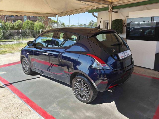 Lancia Ypsilon 1.0 FireFly 5 porte S&S Hybrid Ecochic Gold - foto 4 di 4