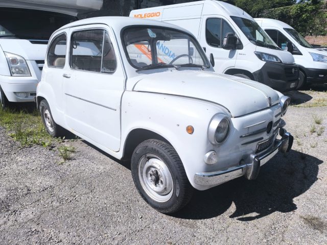 Fiat 600 FIAT 600 D d'epoca a OMEGNA