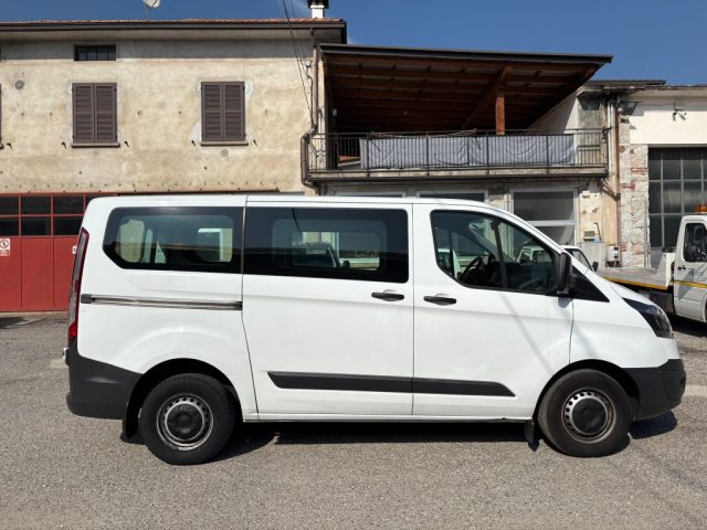 Ford Transit Custom 300 2.2 TDCi PC 9 POSTI usato a OMEGNA