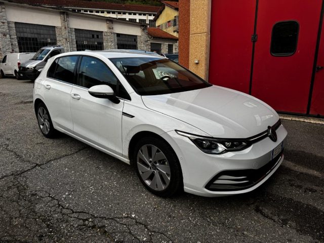 Volkswagen Golf 1.5 eTSI 150 CV EVO ACT DSG Style usato a OMEGNA