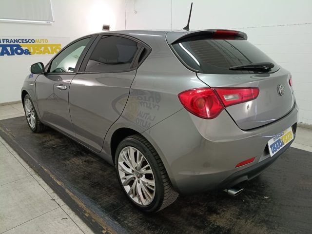 Alfa Romeo Giulietta 1.6 jtdm Super 120cv - foto 4 di 4