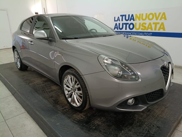 Alfa Romeo Giulietta 1.6 jtdm Super 120cv - foto 2 di 4