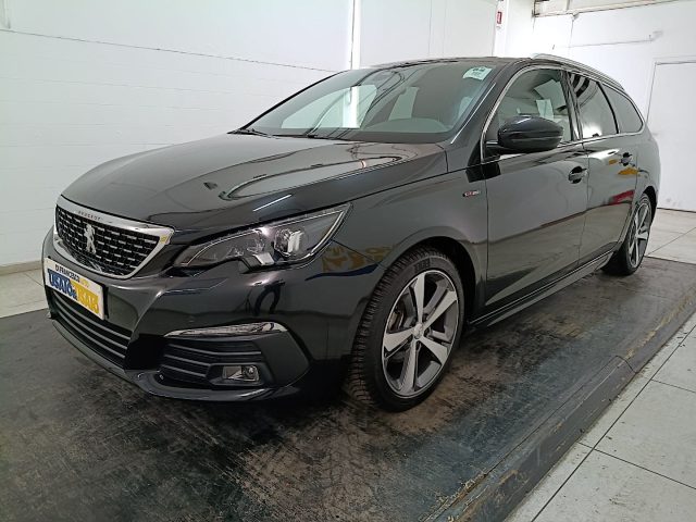 Peugeot 308 SW 1.2 puretech t Gt Line s&s 130cv eat8 my18 usato a PESCARA