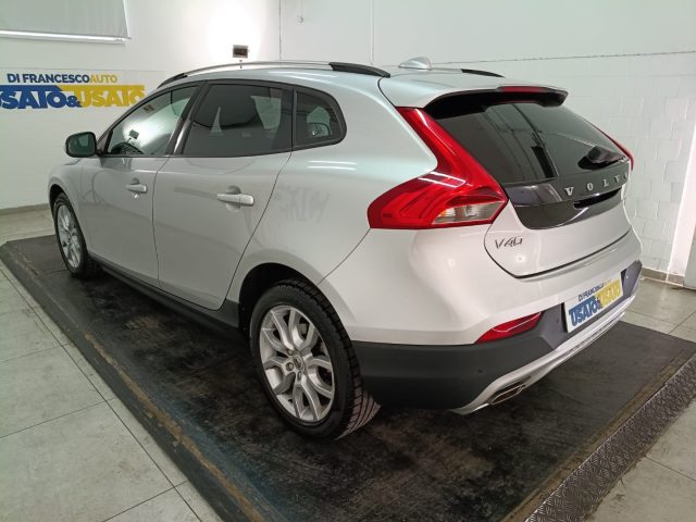 Volvo V40 Cross Country 2.0 d2 Business my17 - foto 4 di 4