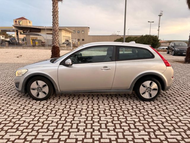 Volvo C30 1.6d drive Momentum 109cv - foto 4 di 4
