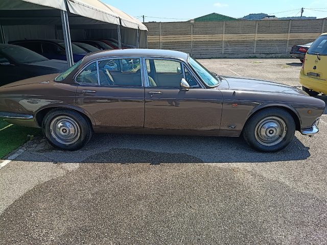 Jaguar XJ6 4.2 - foto 3 di 4