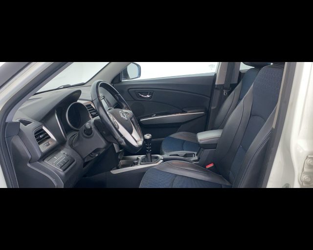 SsangYong Tivoli 1.6 Be bi-fuel Gpl 128cv - foto 3 di 4