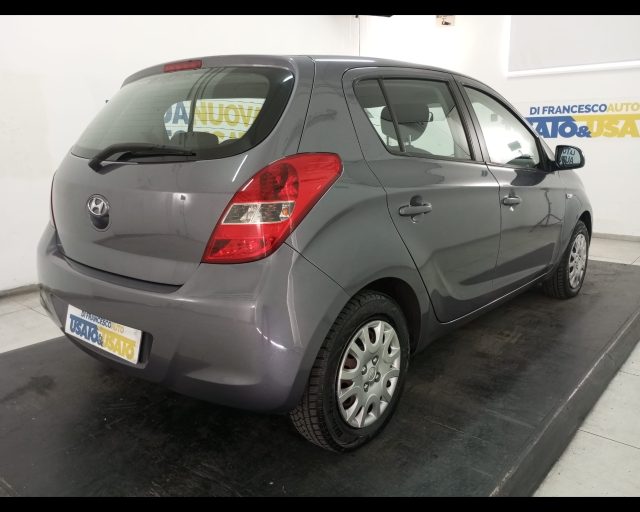 Hyundai i20 5p 1.2 Classic Gpl - foto 3 di 4
