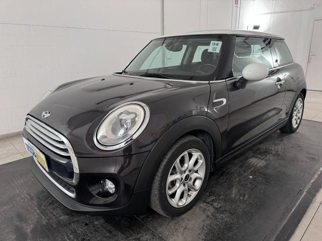 MINI Mini 1.5 Cooper D 3 porte - foto 1 di 4