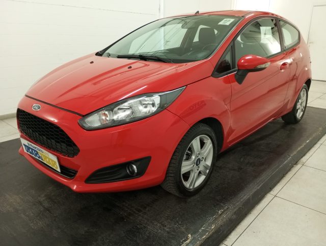 Ford Fiesta 3p 1.5 tdci Plus 75cv E6 usato a PESCARA