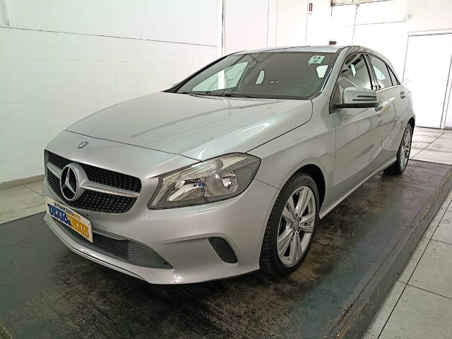 Mercedes-Benz A 200 d Sport auto my16 usato a PESCARA