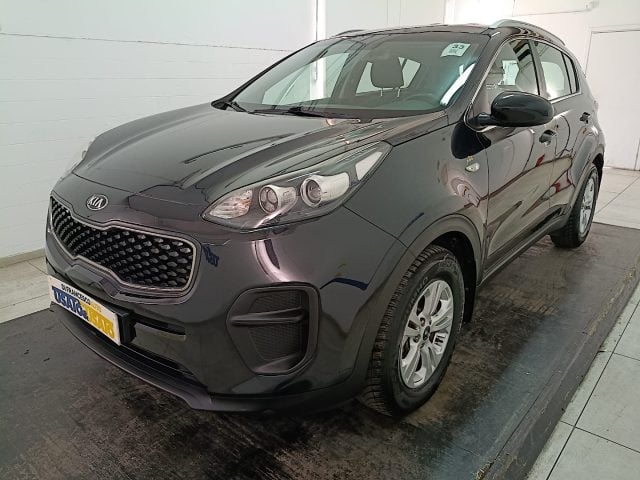 Kia Sportage 1.6 gdi Active 2wd 132cv, del 2017, 148.899 km, in vendita a Pescara (PE)