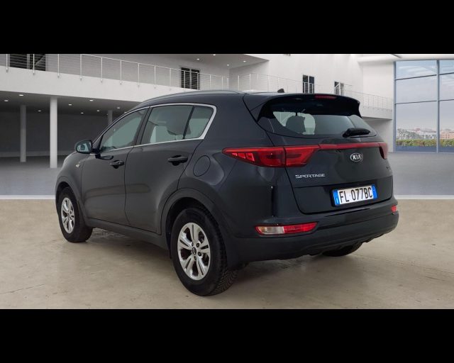 Kia Sportage 1.6 gdi Active 2wd 132cv - foto 4 di 4