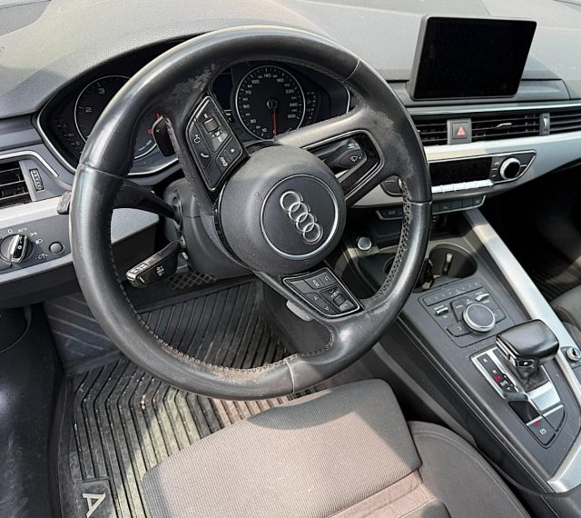 Audi A4 Avant 30 2.0 tdi Business Sport 122cv s-tronic my - foto 4 di 4