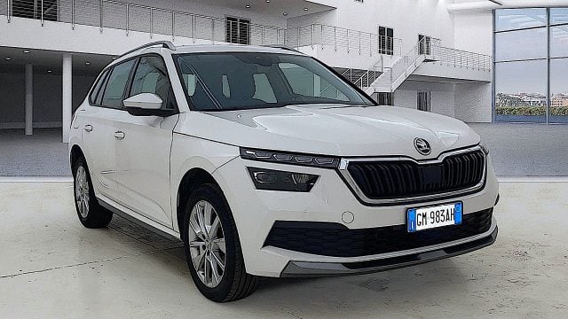 Skoda Kamiq 1.0 tsi Style 110cv dsg - foto 2 di 4