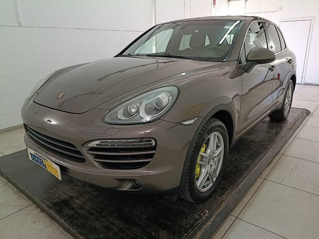 Porsche Cayenne 3.0 V6 tdi 245cv tiptronic usato a PESCARA