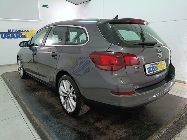 Opel Astra 1.7 CDTI 130CV Sports Tourer Cosmo - foto 2 di 15