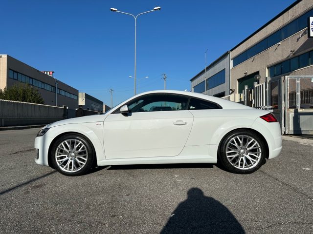 Audi TT Coupé 2.0 TDI quattro S tronic S line - foto 3 di 13