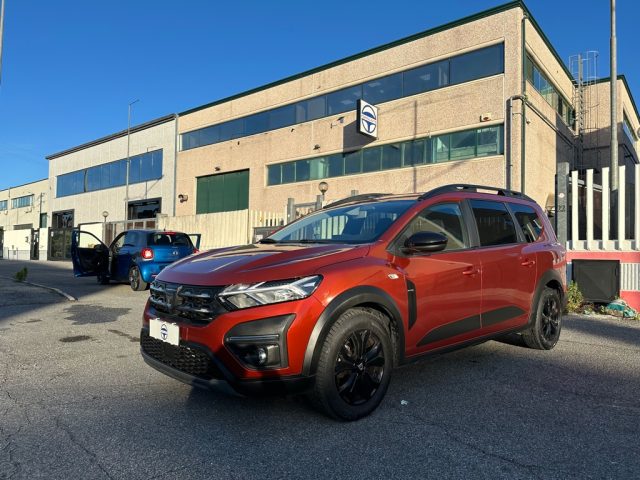 Dacia Jogger 1.0 TCe 110 CV 7 posti Extreme-up usato a FONTE NUOVA