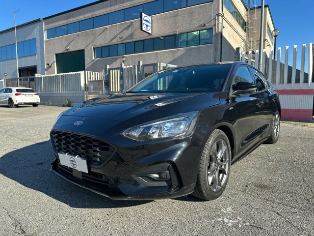 Ford Focus 1.0 EcoBoost Hybrid 125 CV 5p. ST-Line, del 2021, 63.000 km, in vendita a Fonte Nuova (RM)