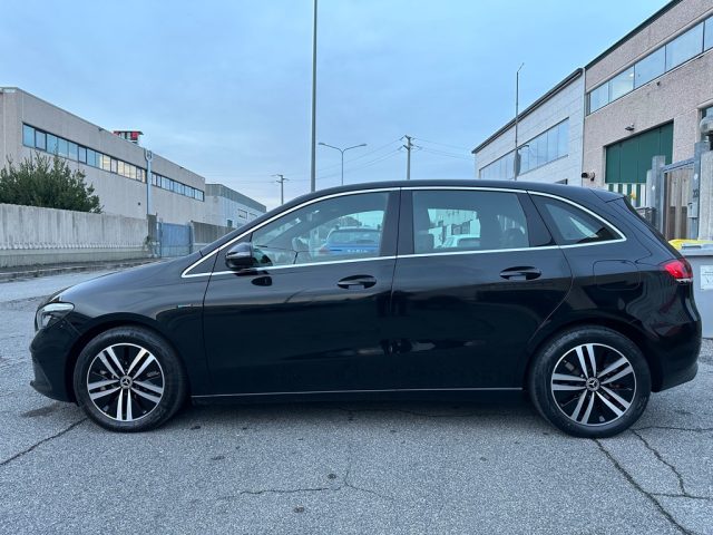 Mercedes-Benz B 250 e hybrid EQ Sport Plus - foto 3 di 4