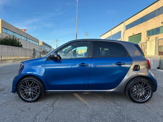 smart forFour 0.9 Turbo 90cv twinamic Brabus Style usato a FONTE NUOVA