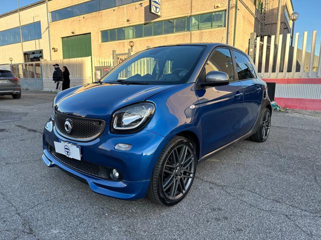 smart forFour 0.9 Turbo 90cv twinamic Brabus Style - foto 1 di 4
