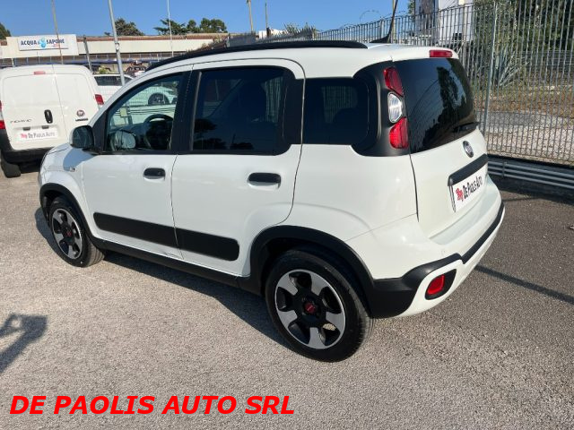 Fiat Panda 1.0 FireFly S&S Hybrid City Cross - foto 4 di 4