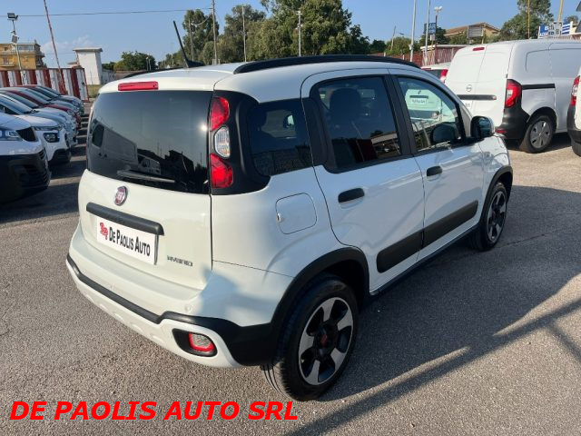 Fiat Panda 1.0 FireFly S&S Hybrid City Cross - foto 3 di 4