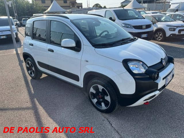 Fiat Panda 1.0 FireFly S&S Hybrid City Cross - foto 2 di 4