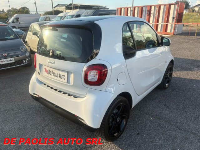 smart forTwo EQ Passion 41 Kw - foto 3 di 4