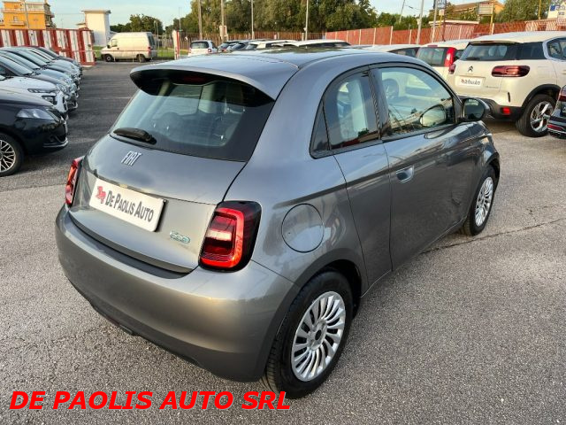 Fiat 500e 3+1 42 kWh La Prima - foto 3 di 4