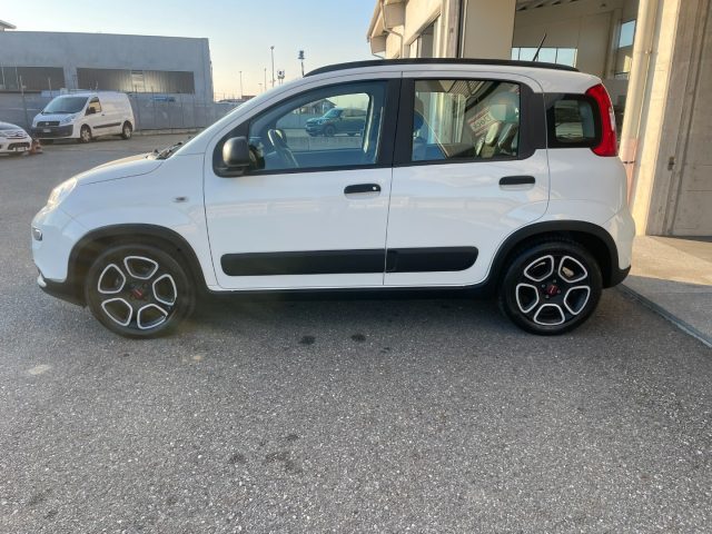 Fiat Panda 1.0 FireFly S&S Hybrid City Life - foto 2 di 4