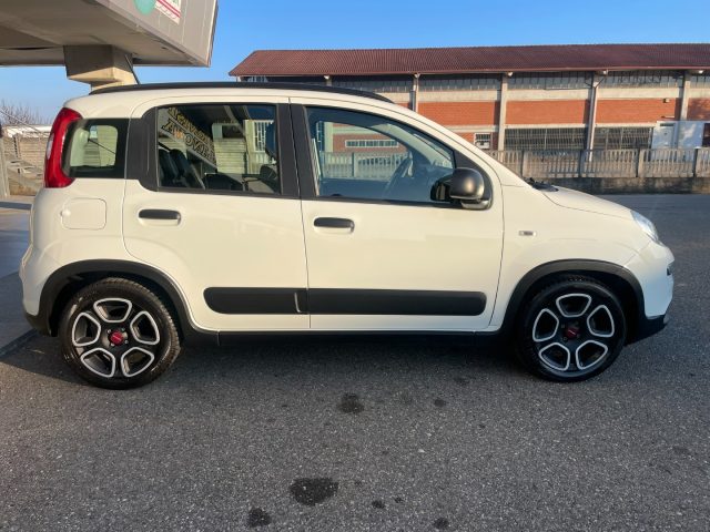 Fiat Panda 1.0 FireFly S&S Hybrid City Life - foto 4 di 4