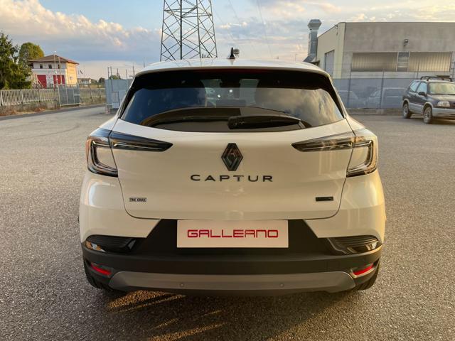 Renault Captur Full Hybrid E-Tech 160 CV Esprit Alpine - foto 3 di 4