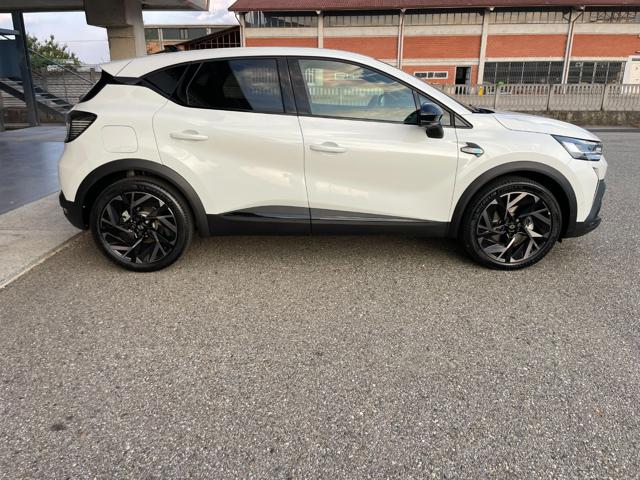 Renault Captur Full Hybrid E-Tech 160 CV Esprit Alpine - foto 4 di 4