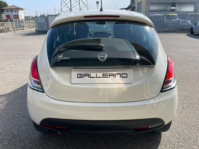 Lancia Ypsilon 1.0 FireFly 5 porte S&S Hybrid Ecochic Gold - foto 3 di 4