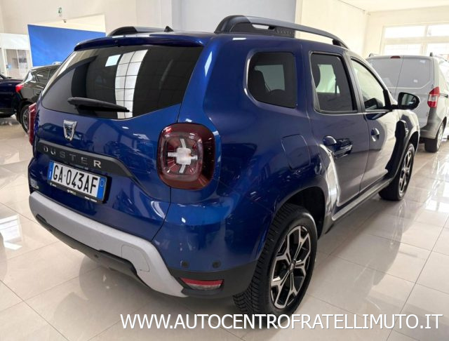 Dacia Duster 1.0 TCe 100 CV ECO-G 4x2 15th Anniversary - foto 4 di 4