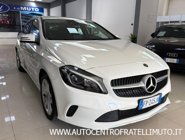 Mercedes-Benz A 180 d Automatic Sport - foto 3 di 4